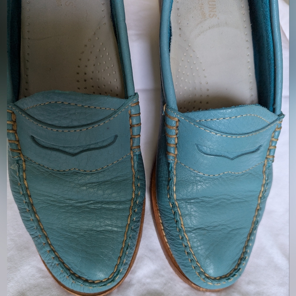 G.H. BASS Weejuns Penny Loafer teal size 8 - Picture 2 of 6
